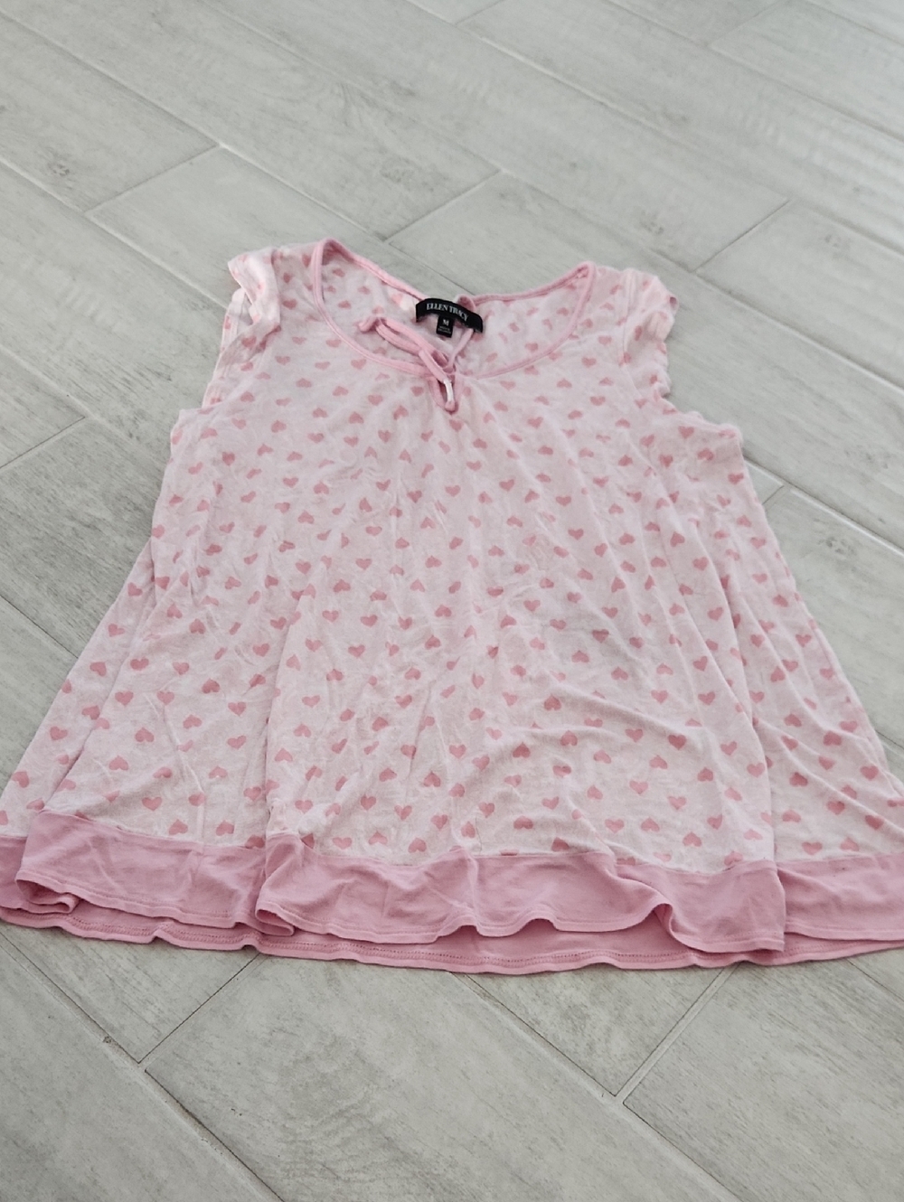🌴🐻 Ellen Tracy Pink Heart-Patterned Tank Top